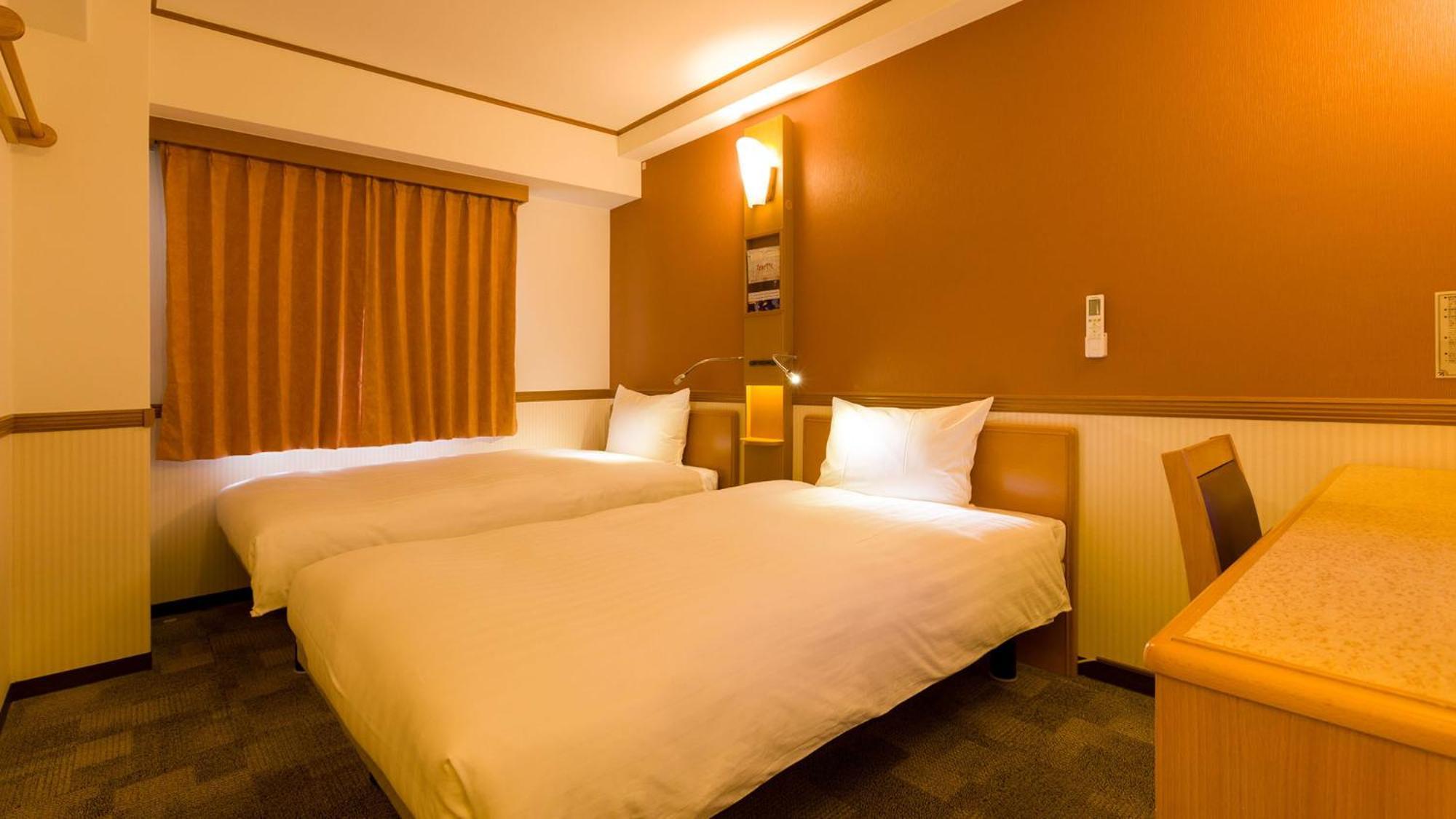 Toyoko Inn Kanazawa-eki Higashi-guchi Værelse billede