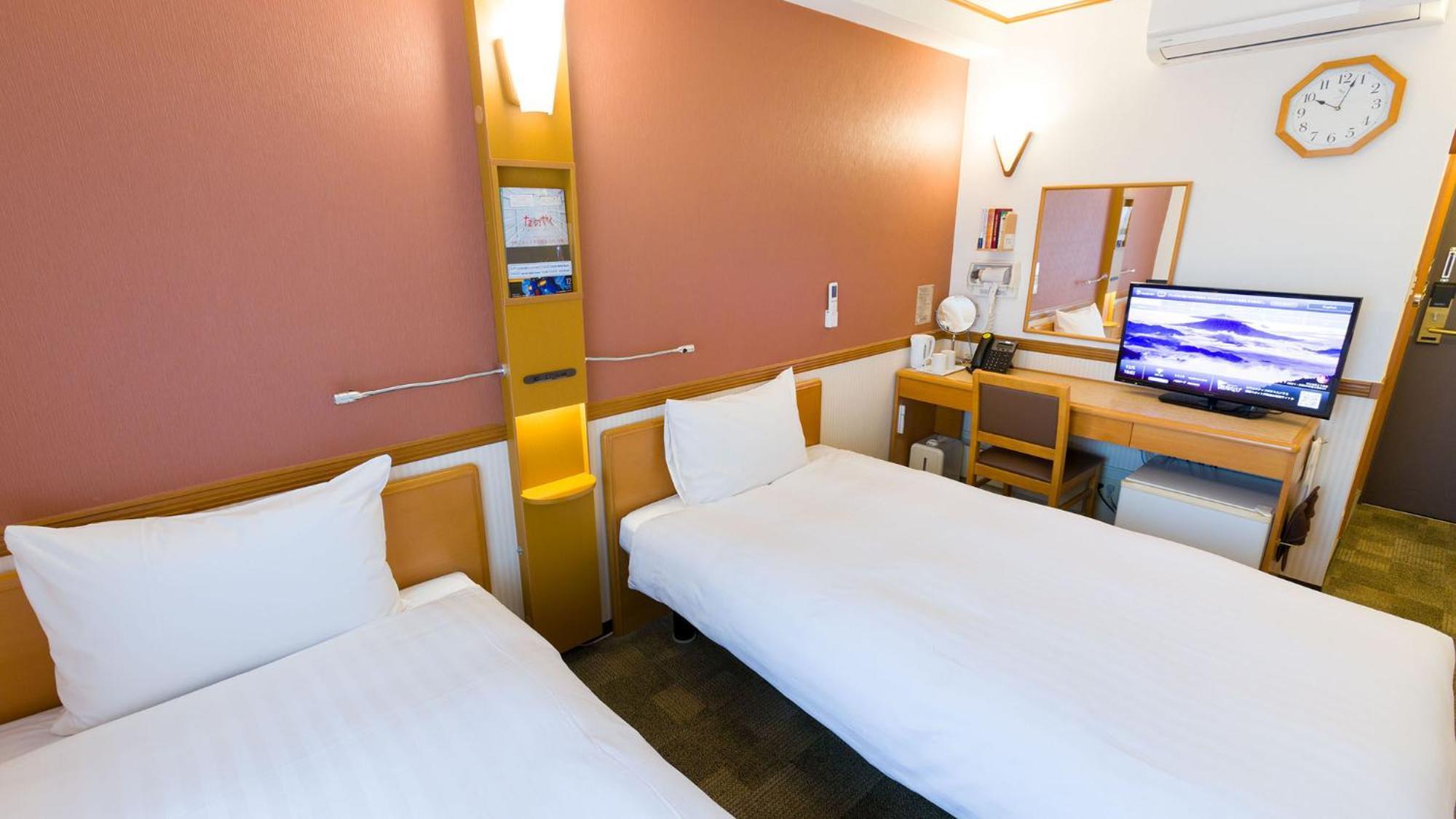 Toyoko Inn Kanazawa-eki Higashi-guchi Værelse billede