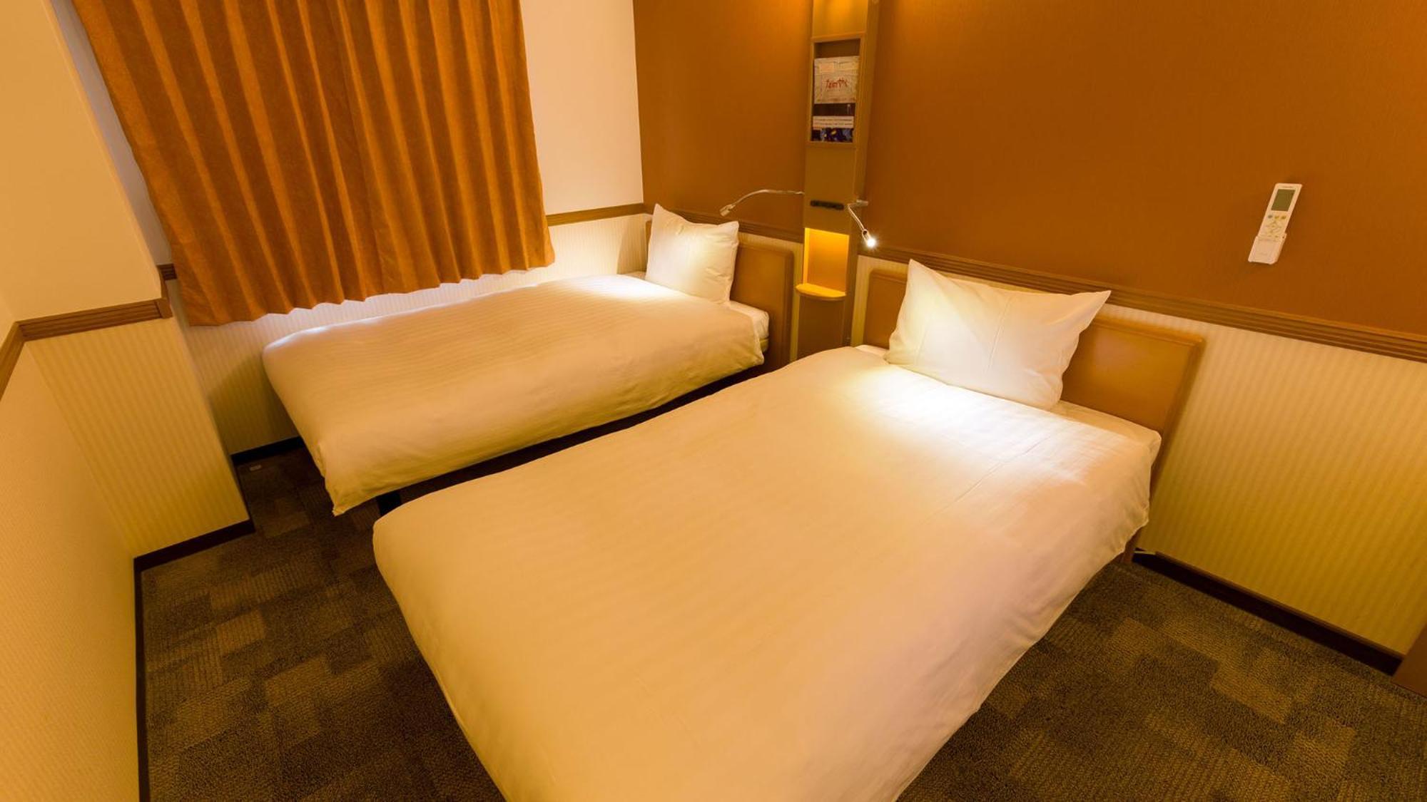 Toyoko Inn Kanazawa-eki Higashi-guchi Værelse billede