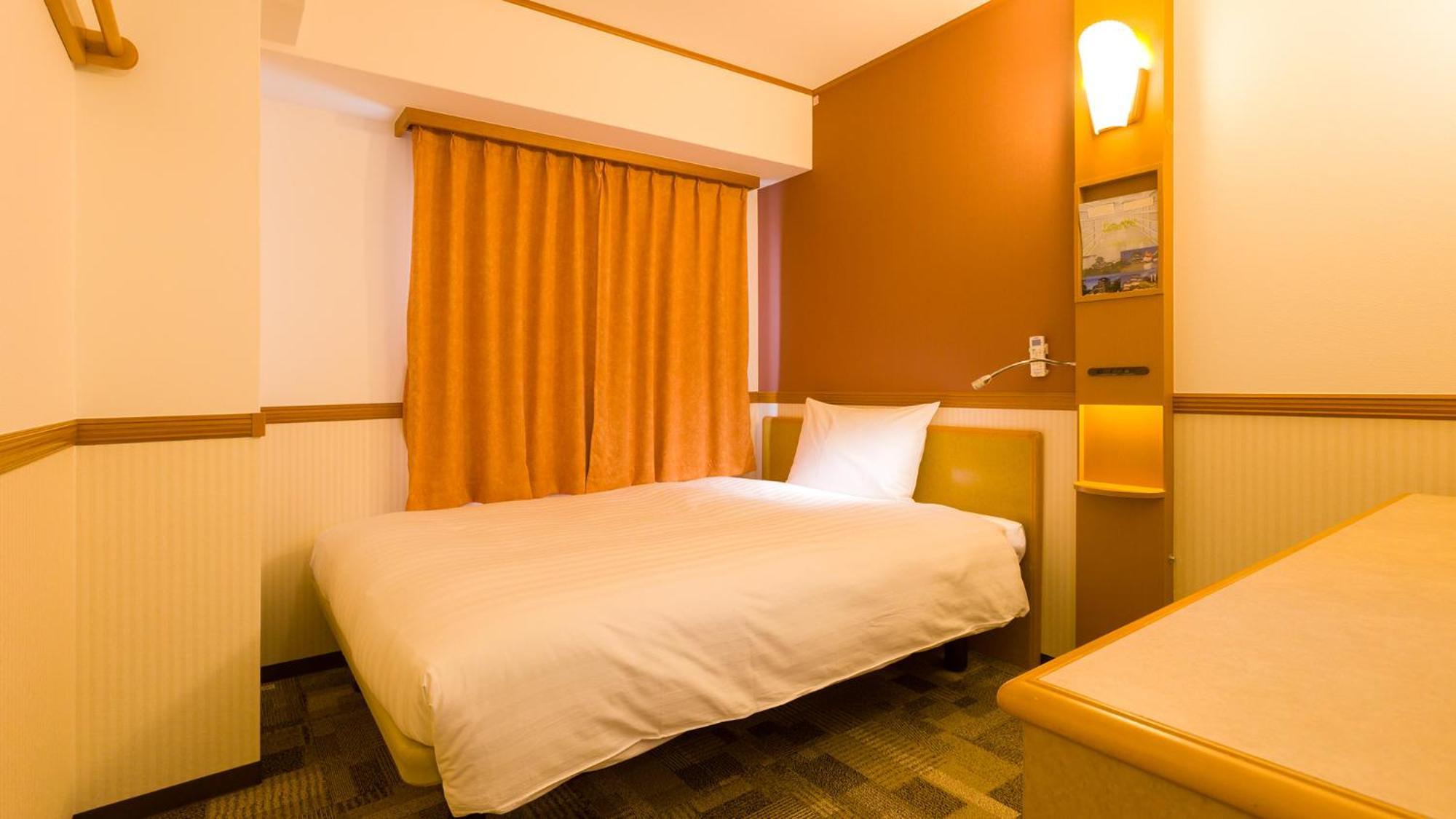 Toyoko Inn Kanazawa-eki Higashi-guchi Værelse billede